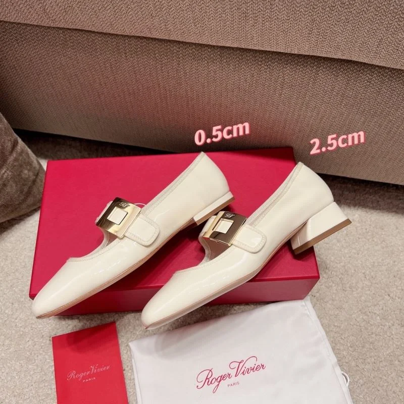 HighPerformance Roger Vivier Shoes 11347