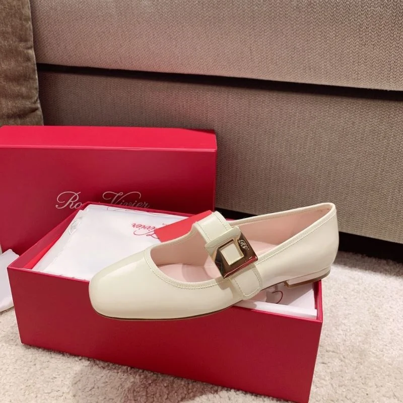 HighPerformance Roger Vivier Shoes 11347