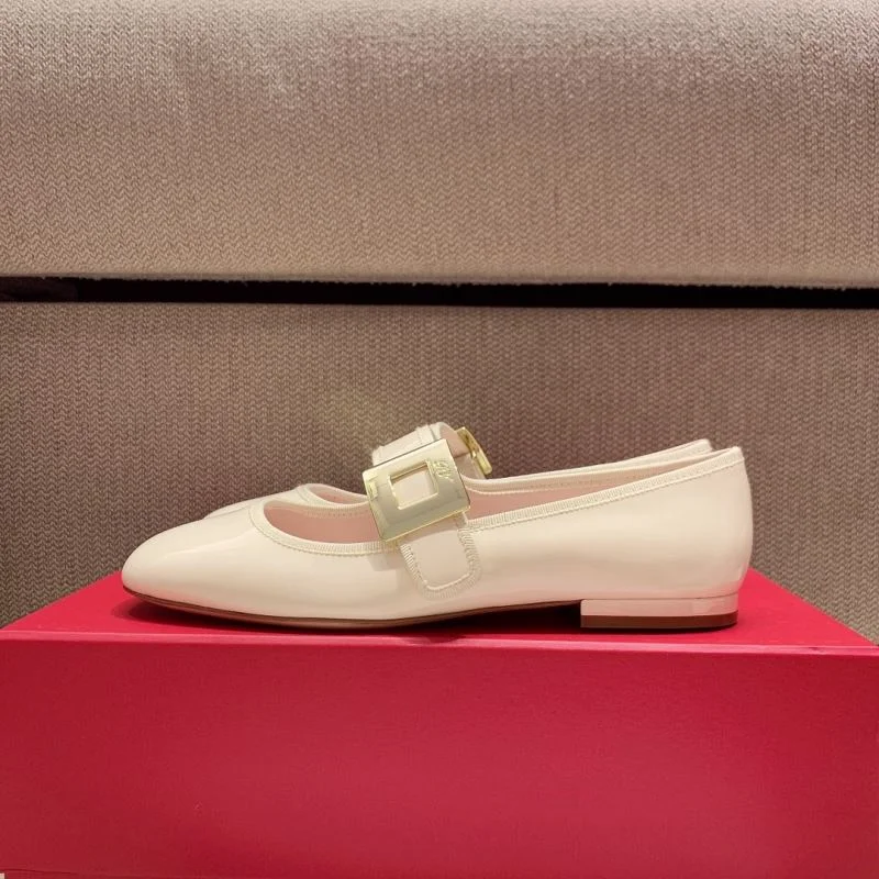 HighPerformance Roger Vivier Shoes 11347