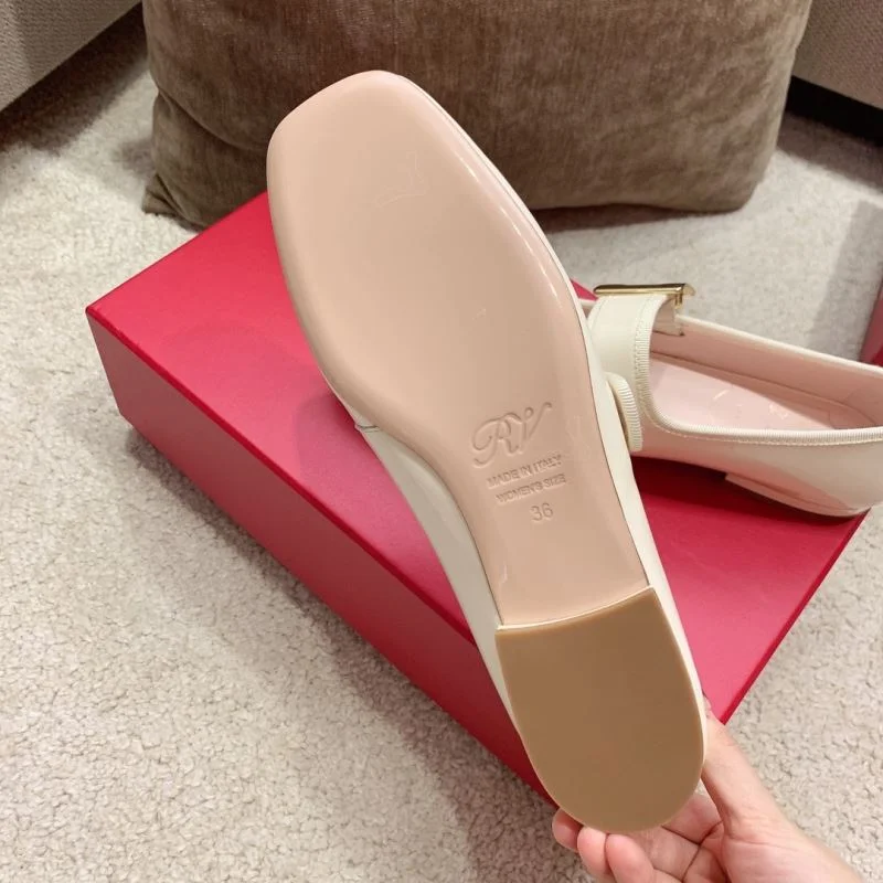 HighPerformance Roger Vivier Shoes 11347