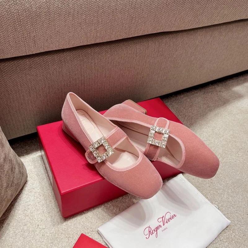 Packable Roger Vivier Shoes 11288