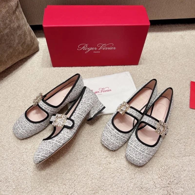 Seasonal Roger Vivier Shoes 11284