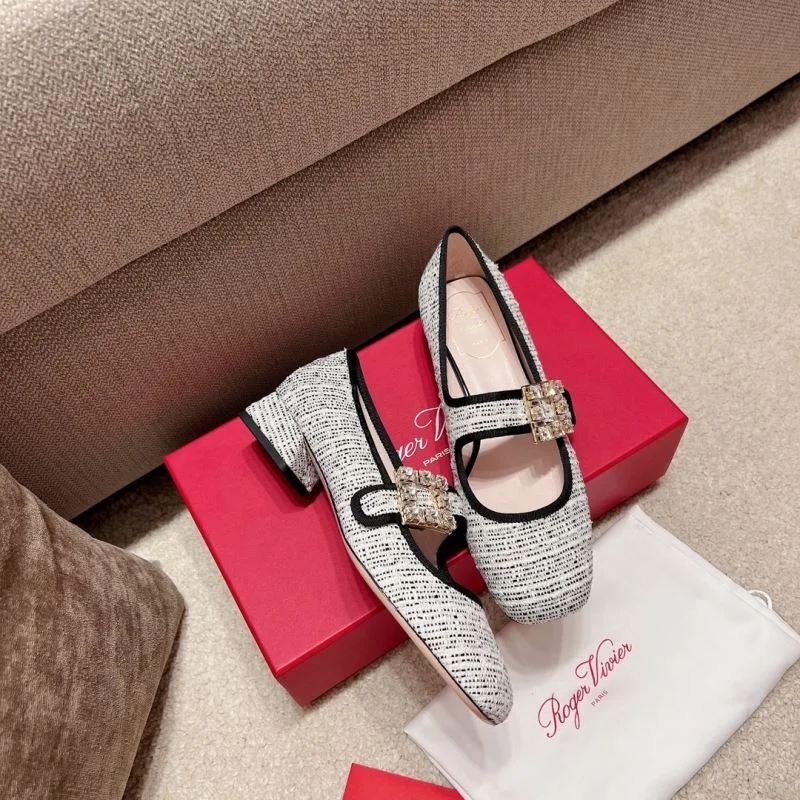 Seasonal Roger Vivier Shoes 11284