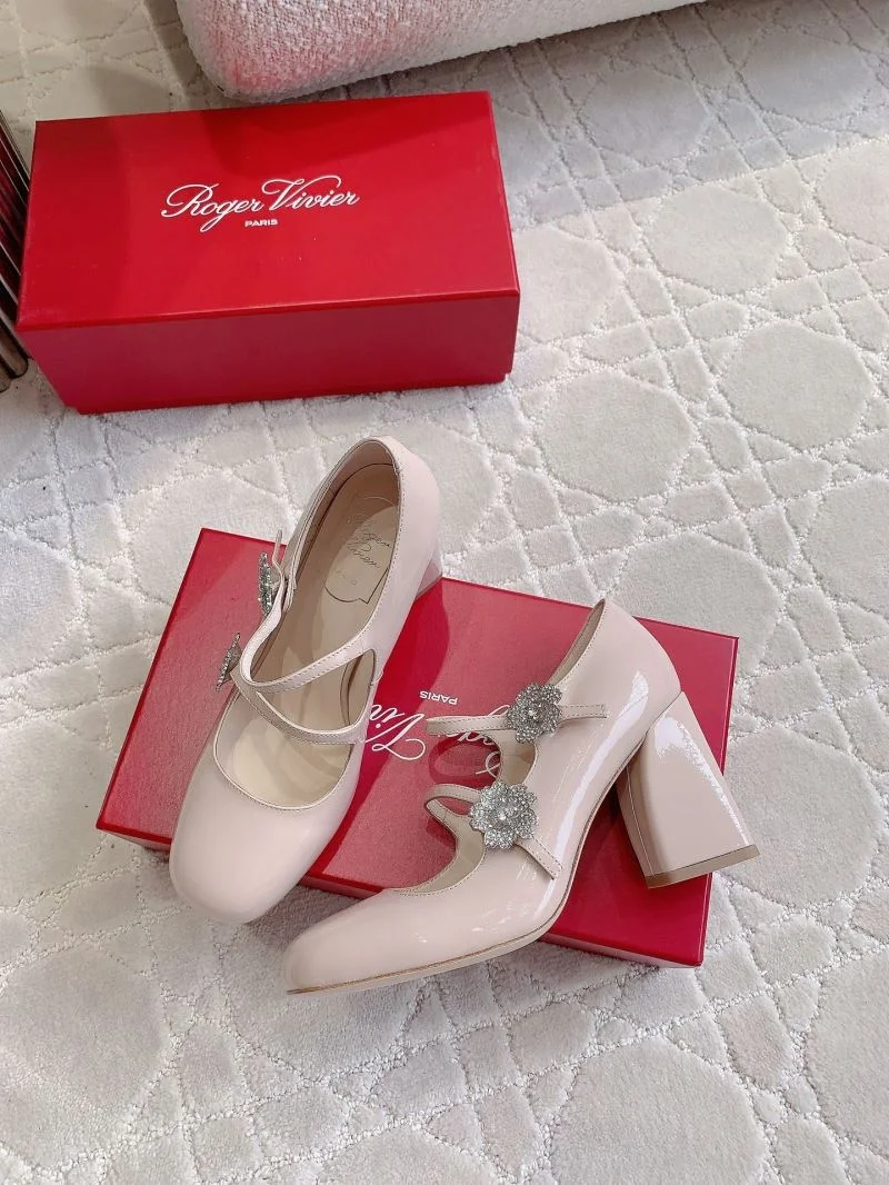 FlexibleFit Roger Vivier Shoes 9030