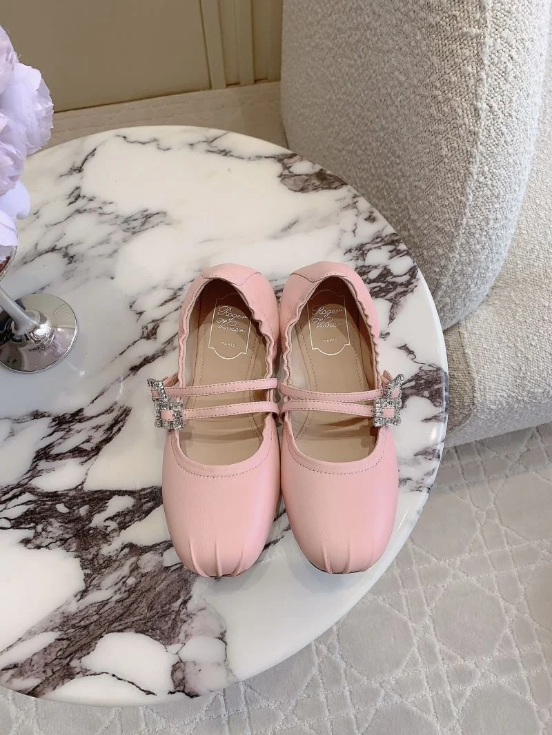 Roger Vivier Shoes Comfortable 9024