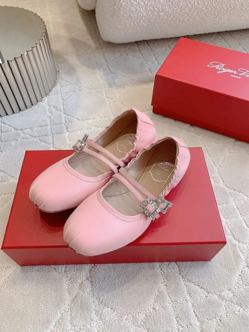 Roger Vivier Shoes Comfortable 9024