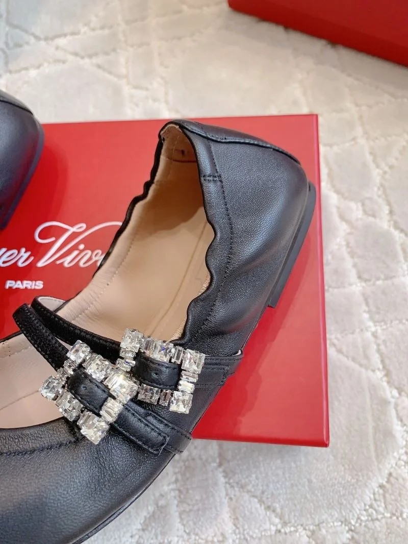 Trendsetting Roger Vivier Shoes 9027