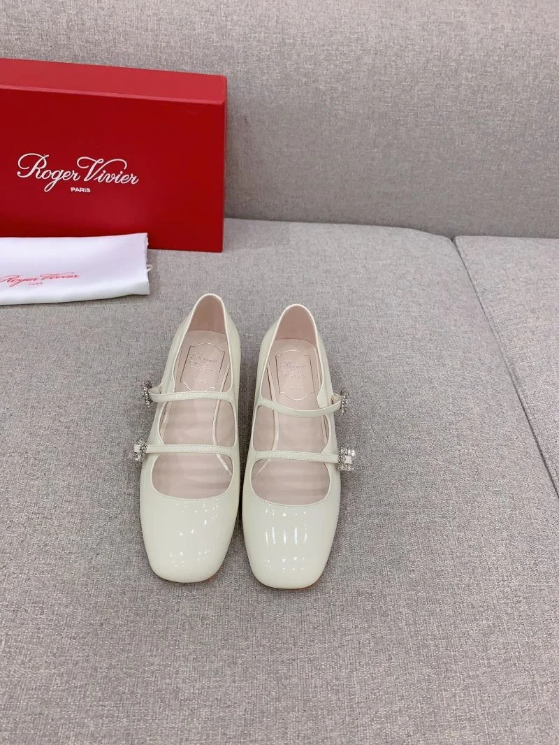 Roger Vivier Shoes StreetReady 9009
