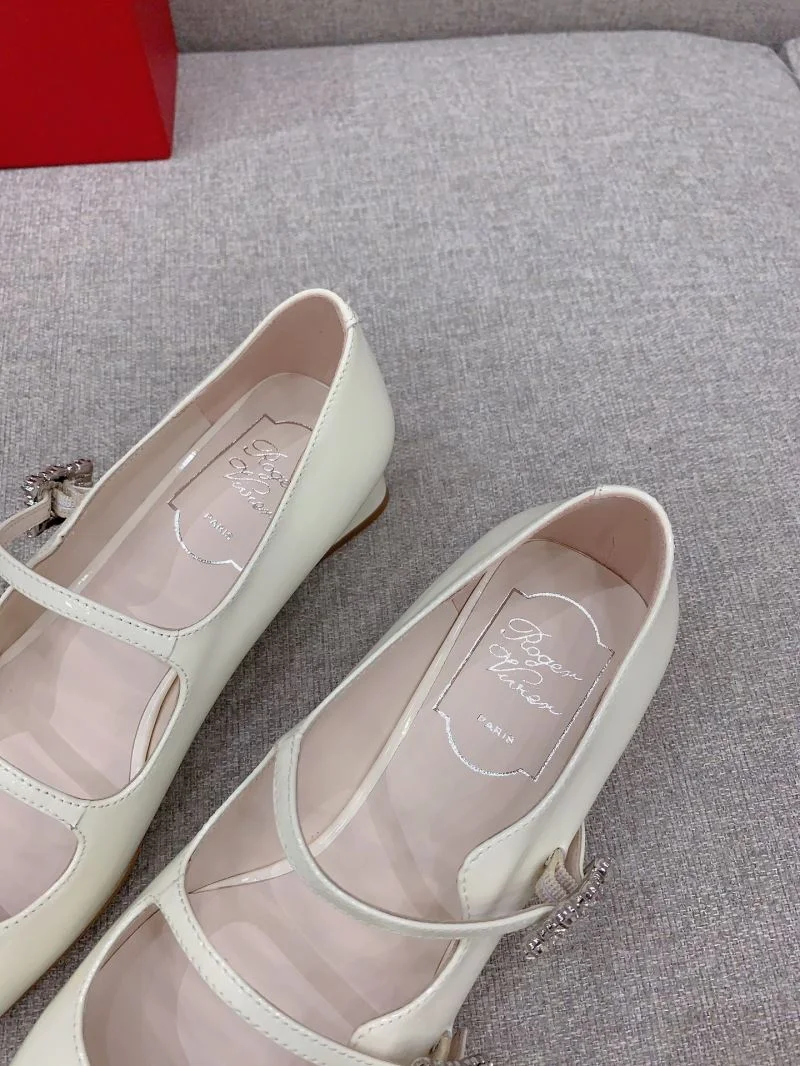 Roger Vivier Shoes StreetReady 9009