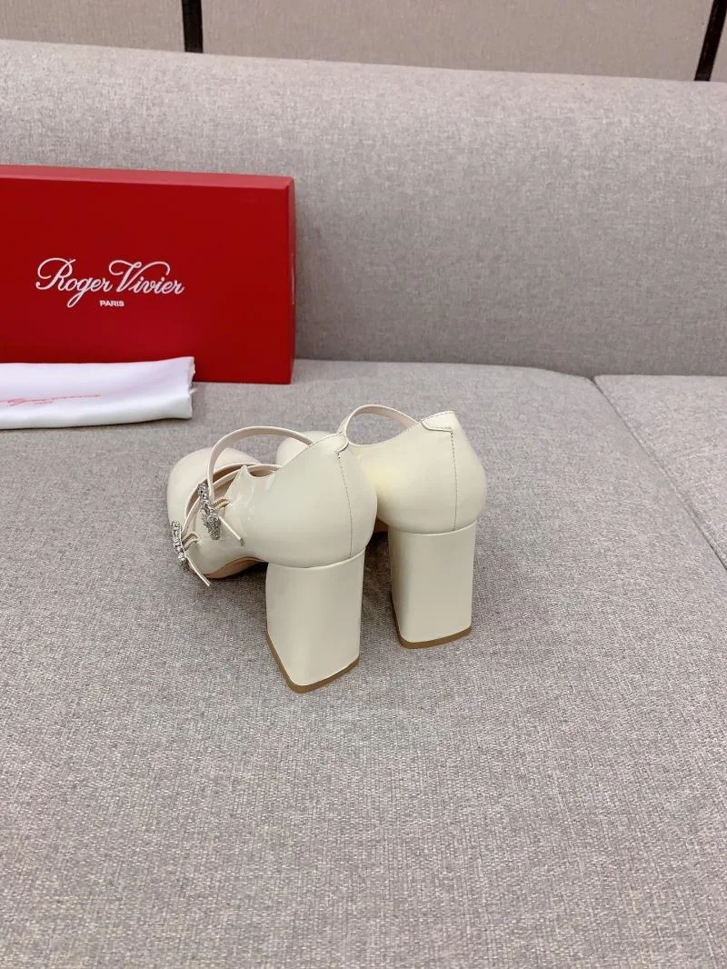 Roger Vivier Shoes Supportive 9013