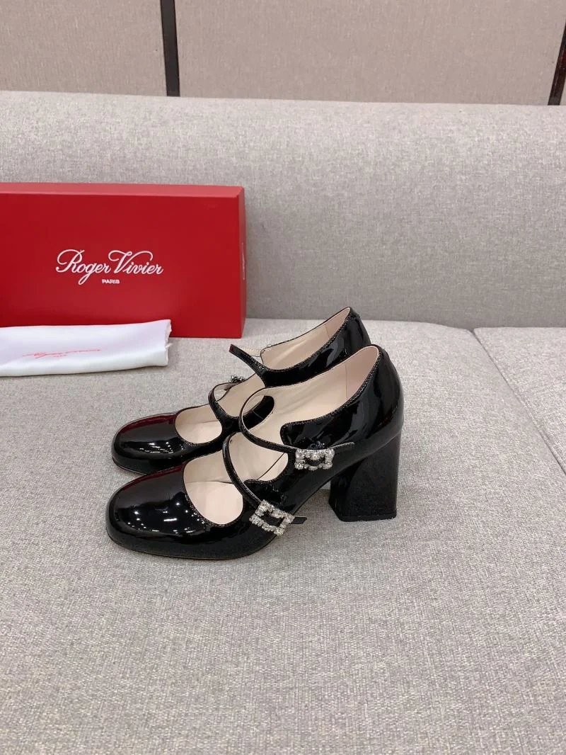 RelaxedFit Roger Vivier Shoes 9007