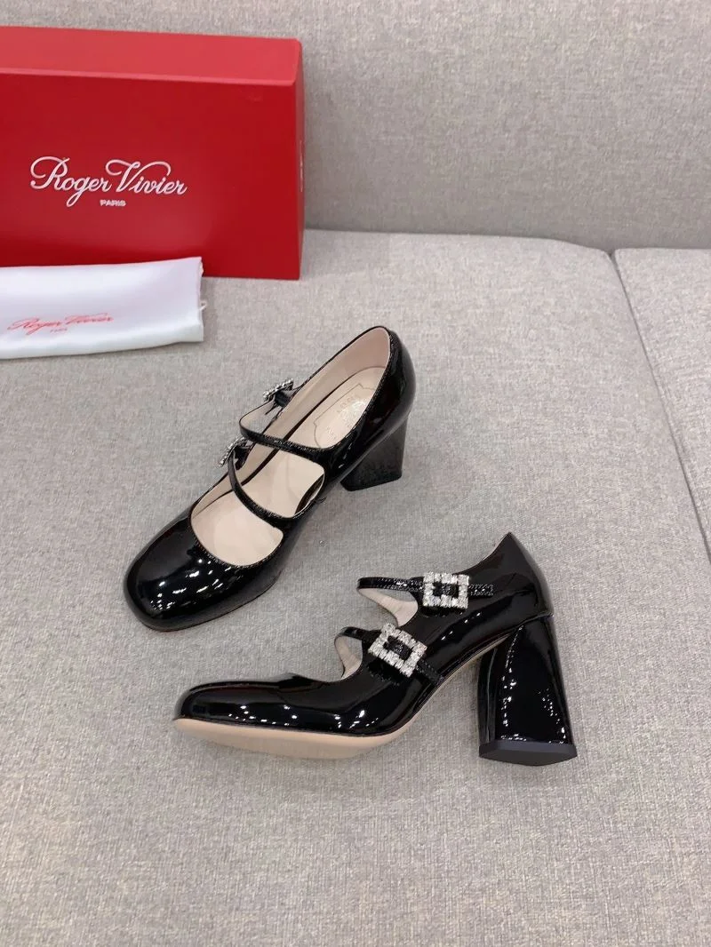 RelaxedFit Roger Vivier Shoes 9007