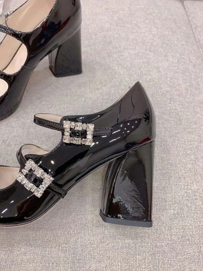 RelaxedFit Roger Vivier Shoes 9007