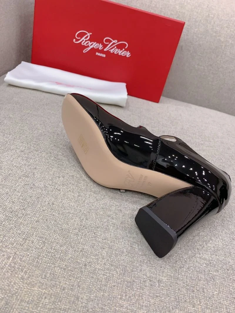 RelaxedFit Roger Vivier Shoes 9007