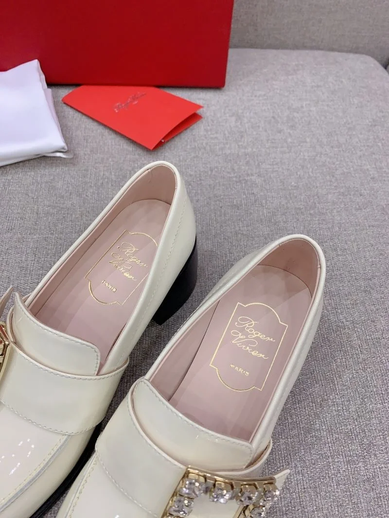 Roger Vivier Shoes FreshLook 9026