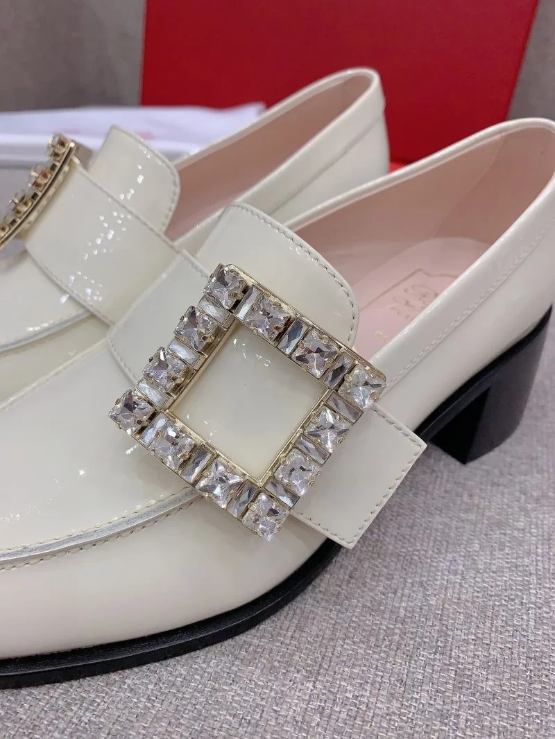 Roger Vivier Shoes FreshLook 9026