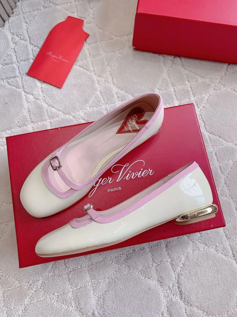 Classic Roger Vivier Shoes 9025