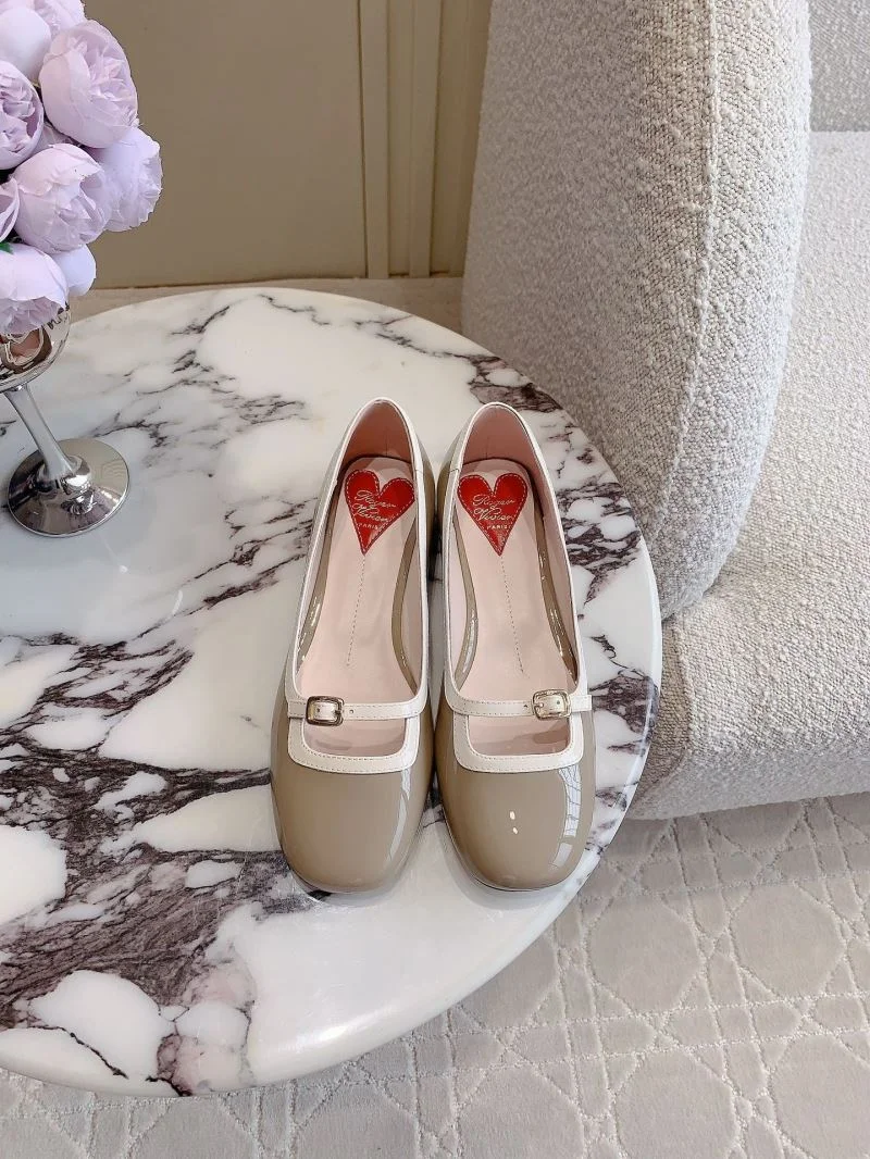 Roger Vivier Shoes Unique 9004