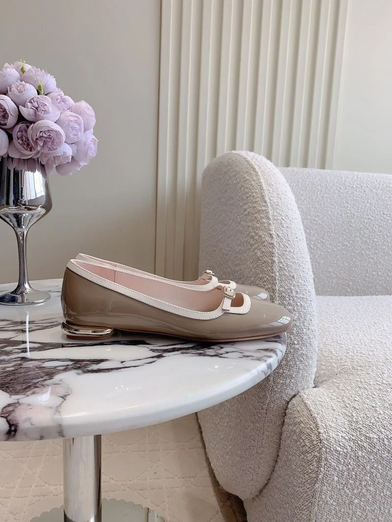 Roger Vivier Shoes Unique 9004