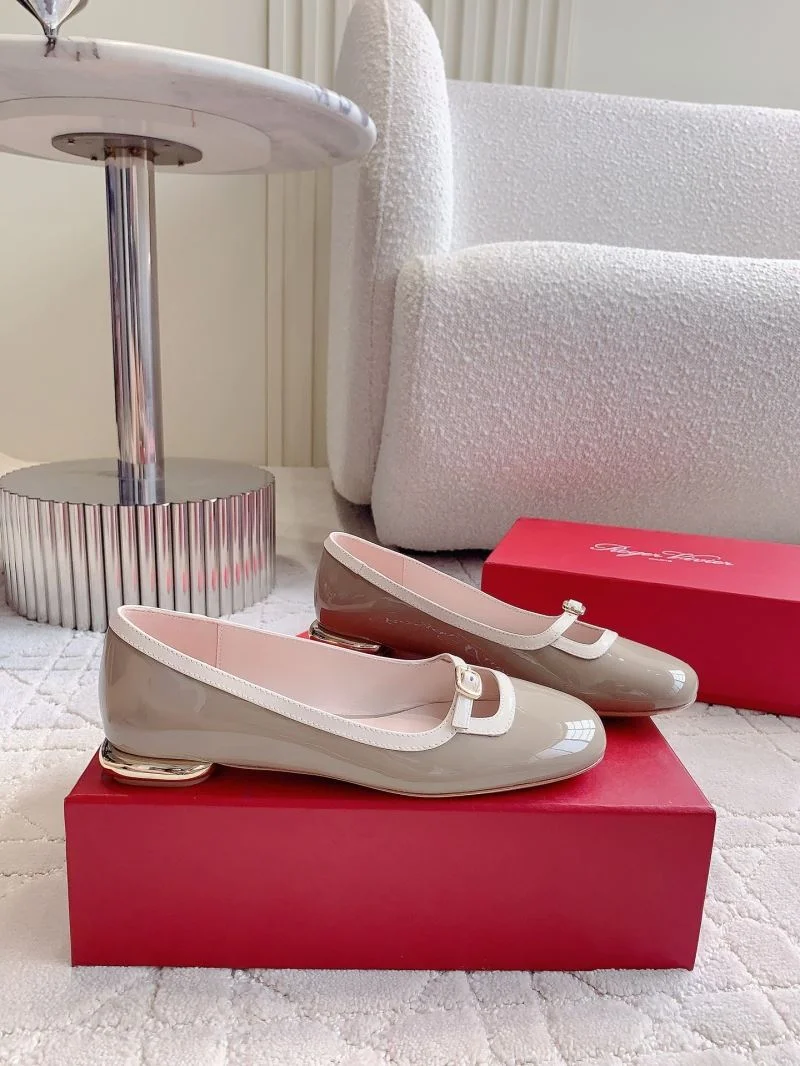 Roger Vivier Shoes Unique 9004