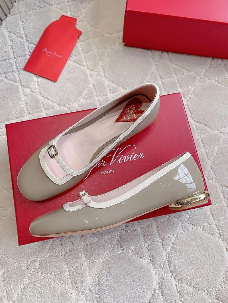 Roger Vivier Shoes Unique 9004