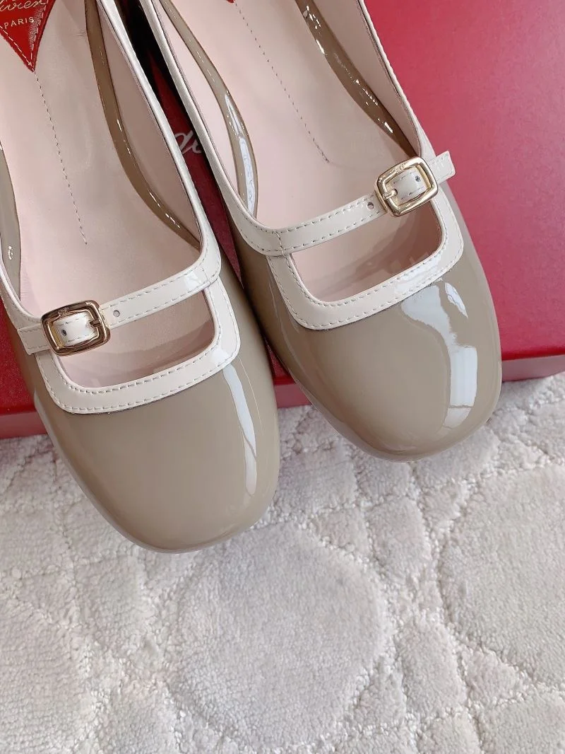 Roger Vivier Shoes Unique 9004