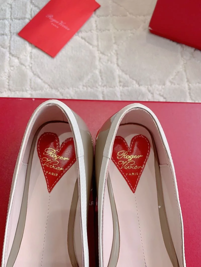 Roger Vivier Shoes Unique 9004