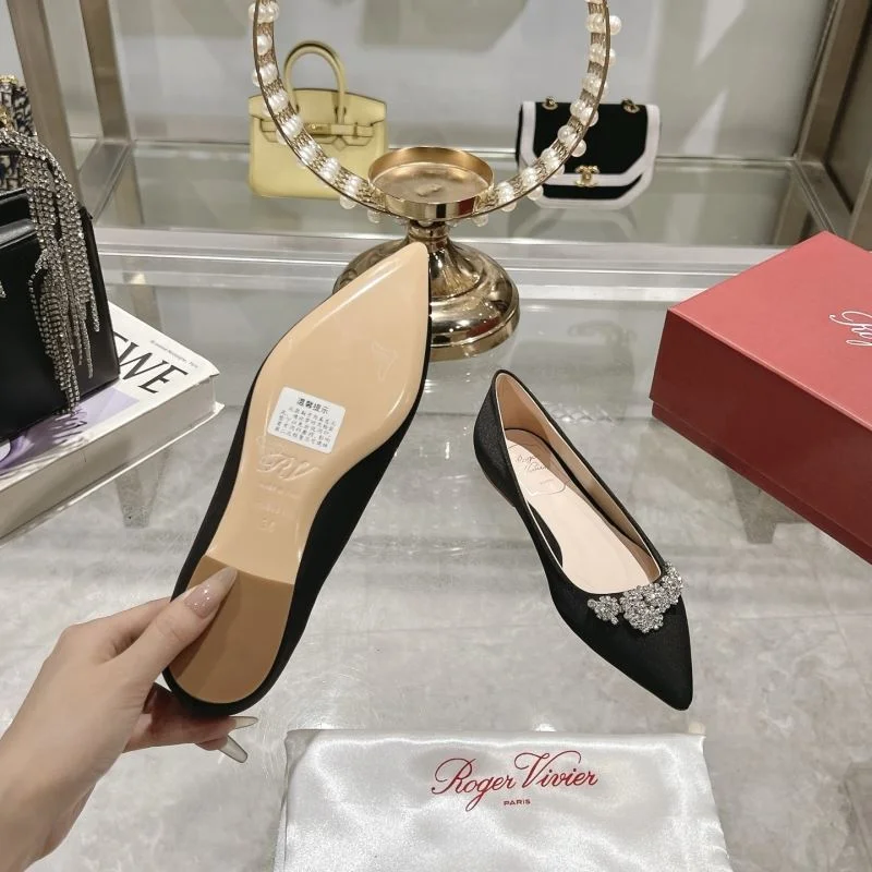 Lightweight Roger Vivier Shoes 9005
