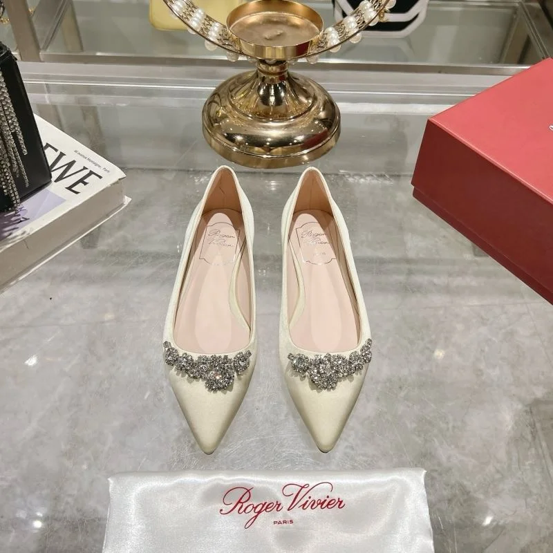 Trendsetting Roger Vivier Shoes 8999