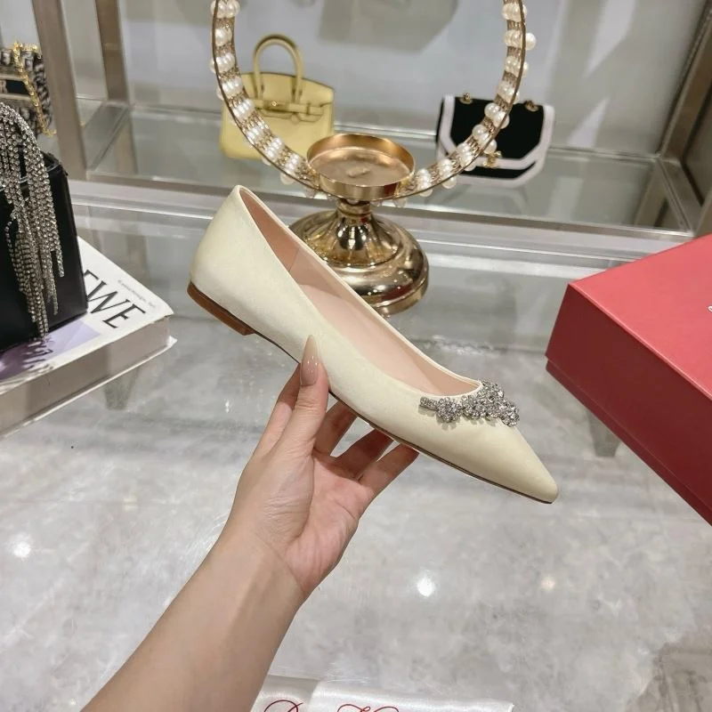 Trendsetting Roger Vivier Shoes 8999