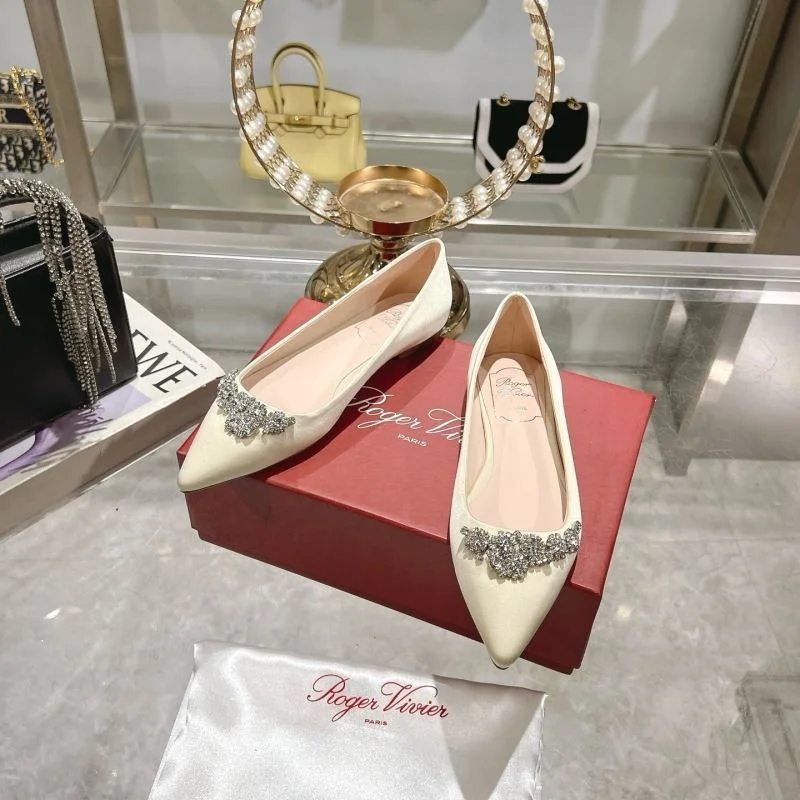 Trendsetting Roger Vivier Shoes 8999