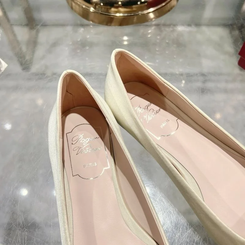 Trendsetting Roger Vivier Shoes 8999