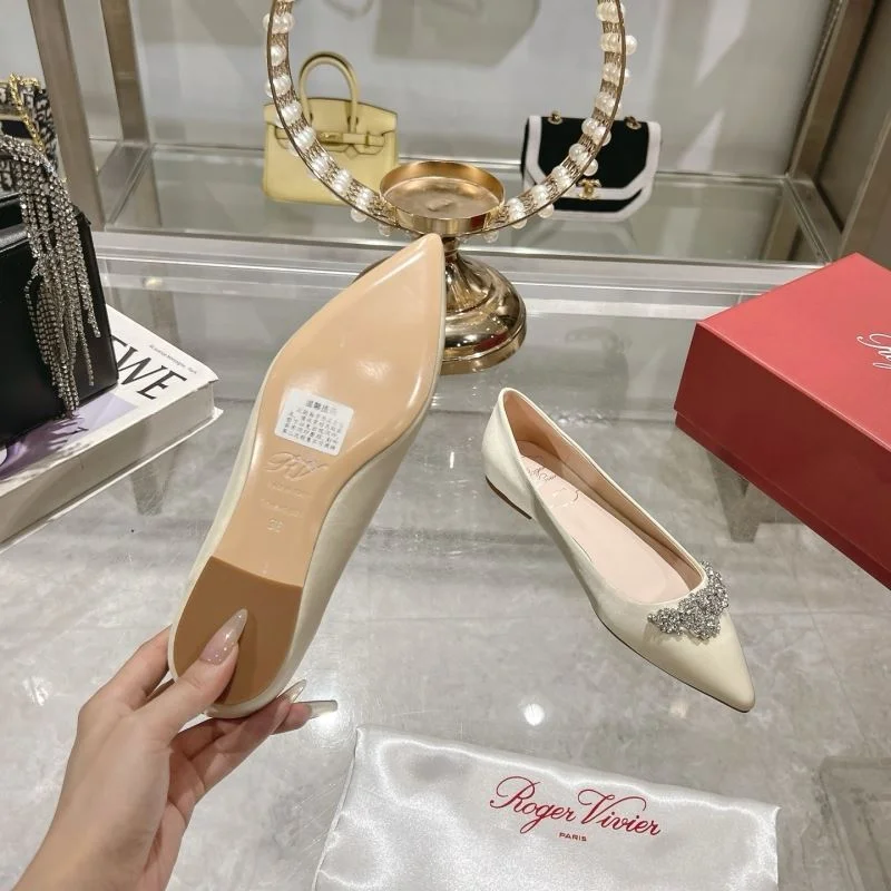 Trendsetting Roger Vivier Shoes 8999
