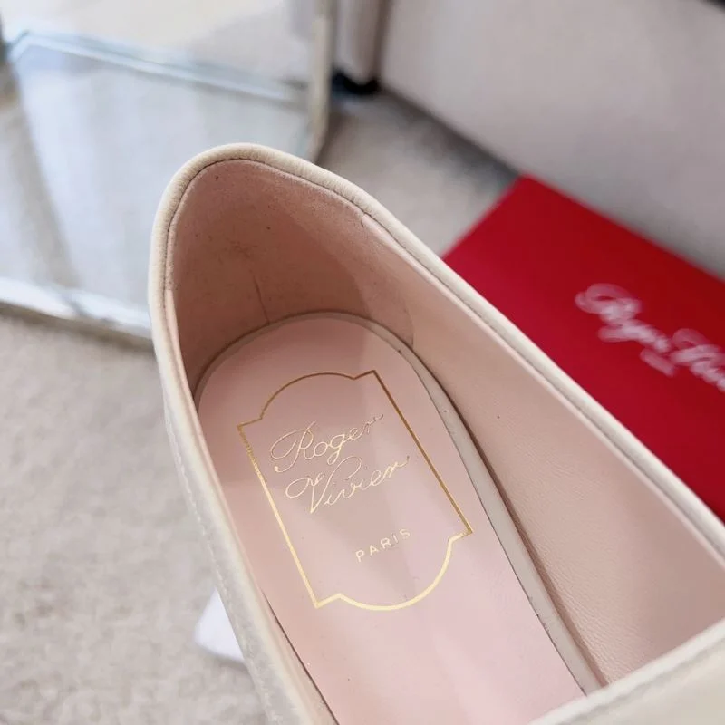HighQuality Roger Vivier Shoes 9003