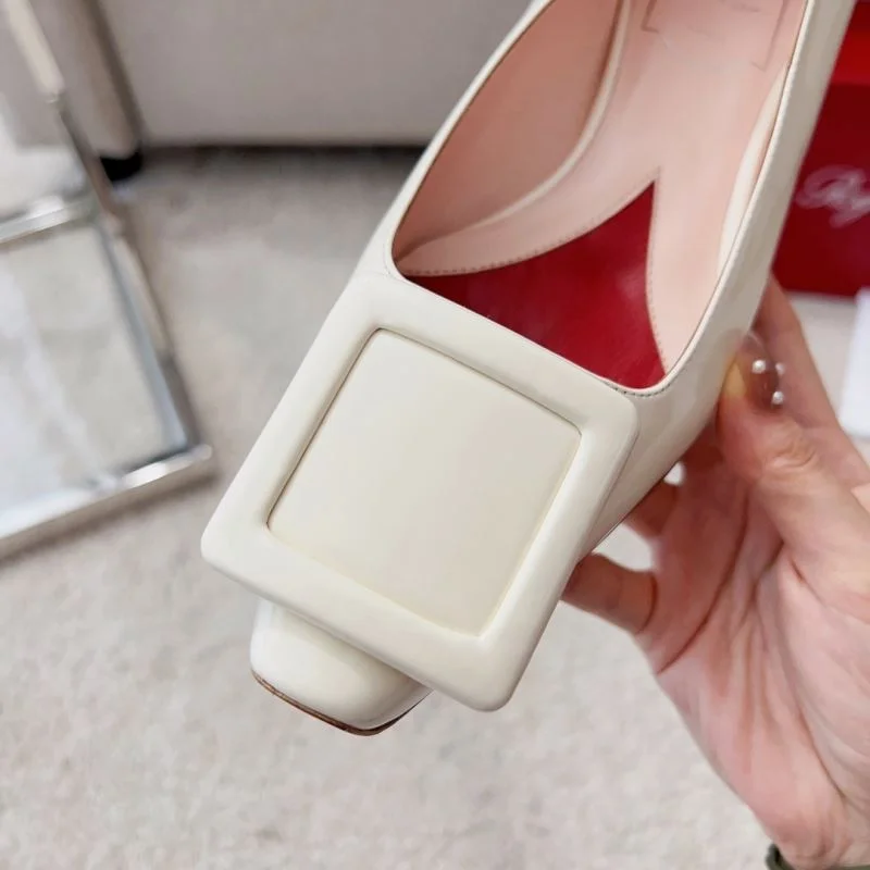 Casual Roger Vivier Shoes 9000