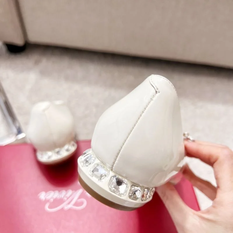 Casual Roger Vivier Shoes 9000