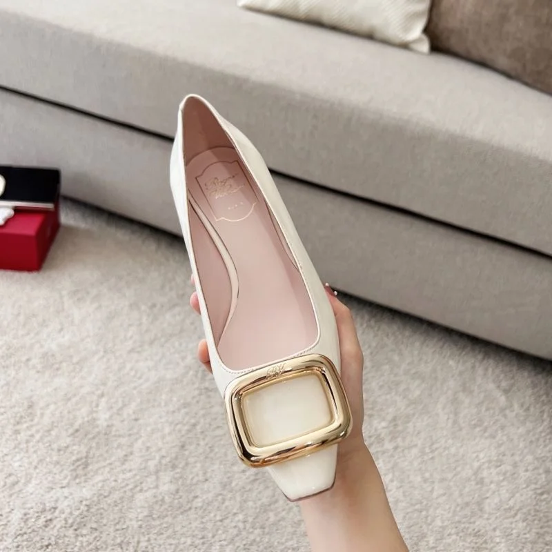 UrbanChic Roger Vivier Shoes 8978