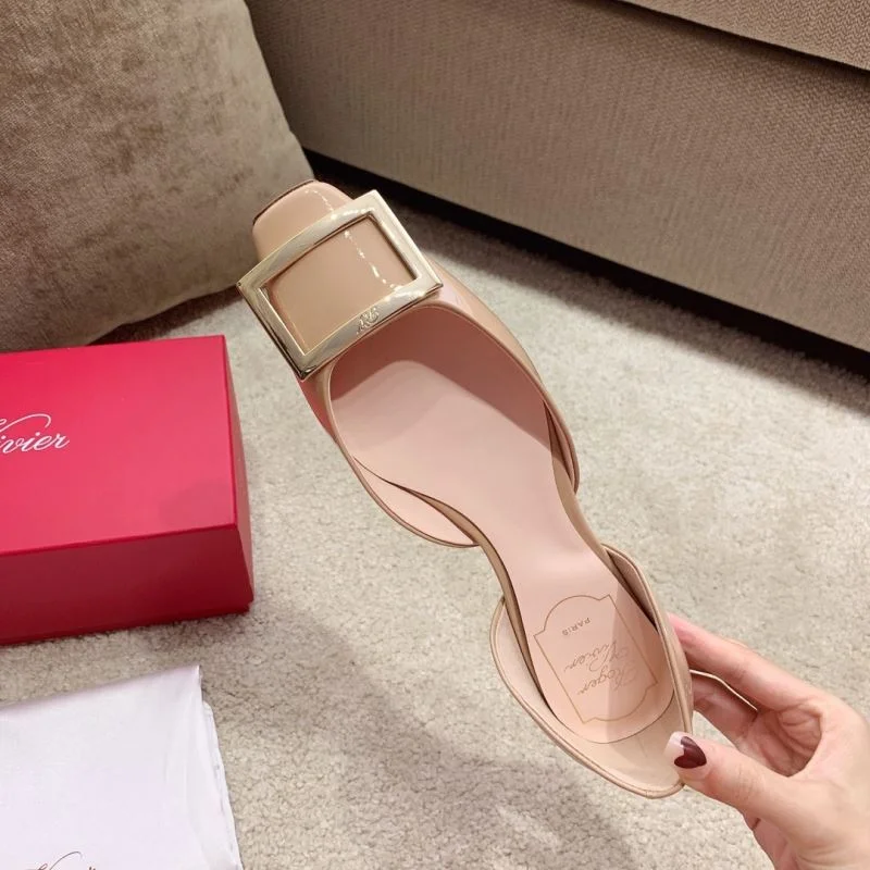 Roger Vivier Shoes FashionForward 8973