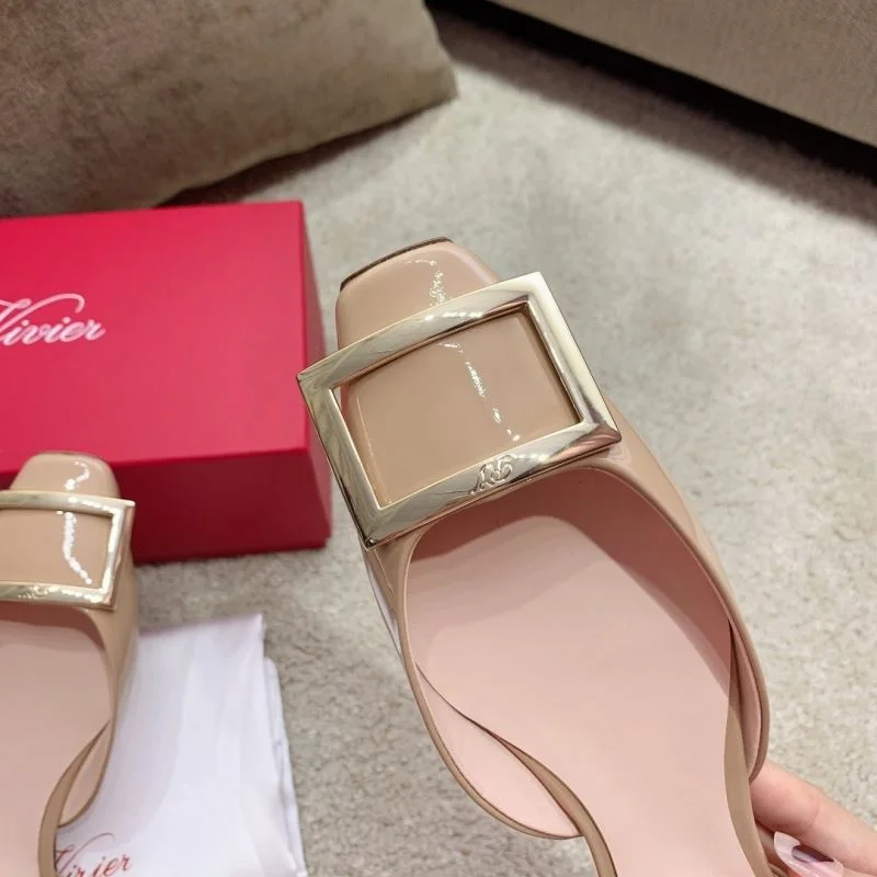 Roger Vivier Shoes FashionForward 8973