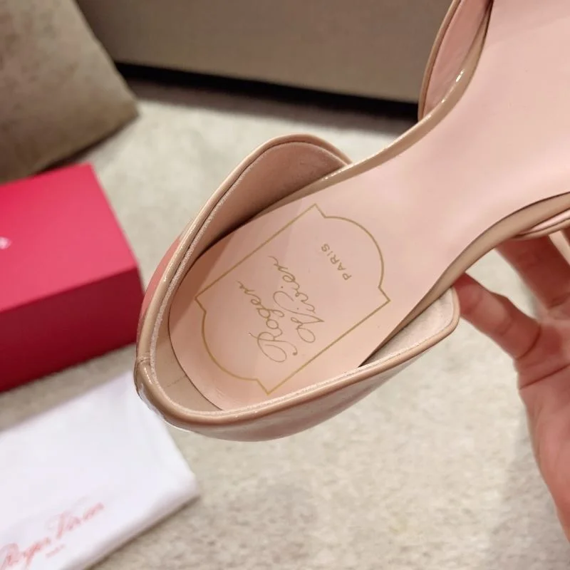 Roger Vivier Shoes FashionForward 8973