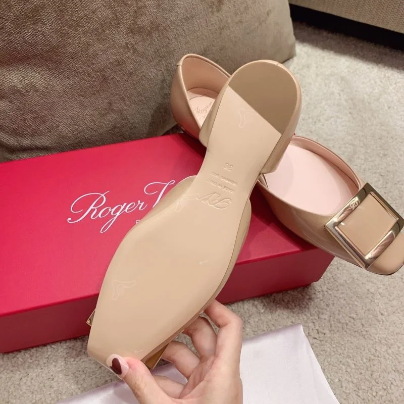 Roger Vivier Shoes FashionForward 8973