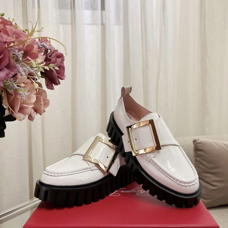Flexible Roger Vivier Shoes 8983
