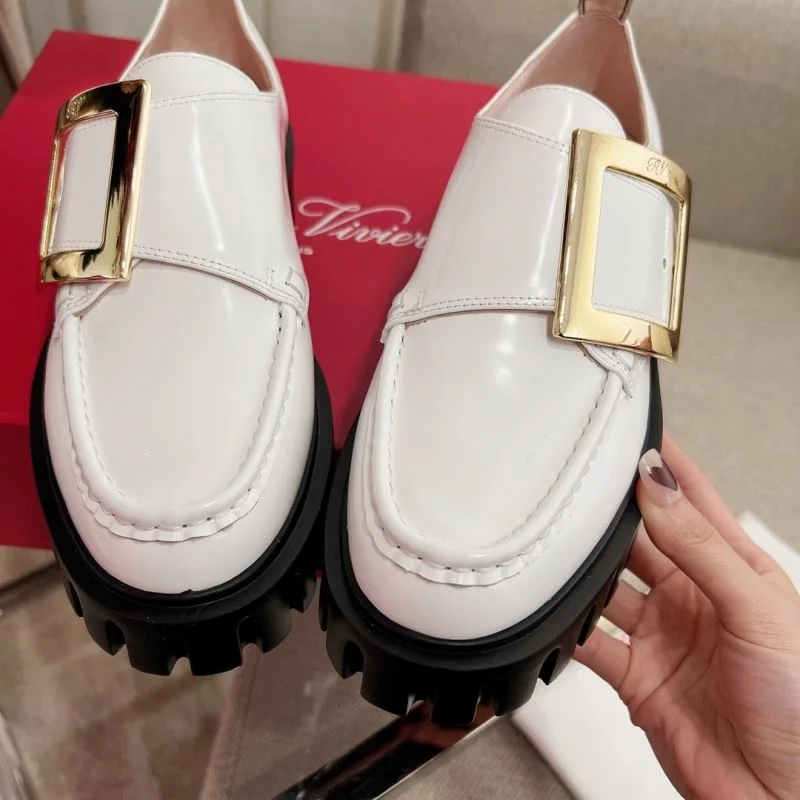 Flexible Roger Vivier Shoes 8983