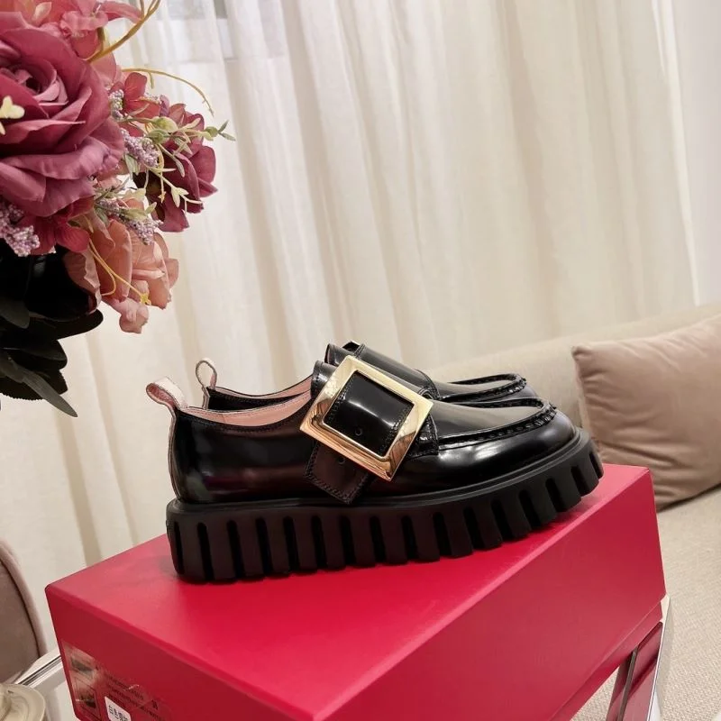 Roger Vivier Shoes Timeless 8966