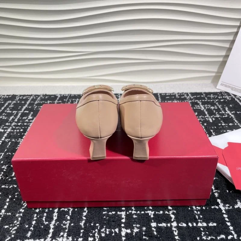 Roger Vivier Shoes Durable 8974