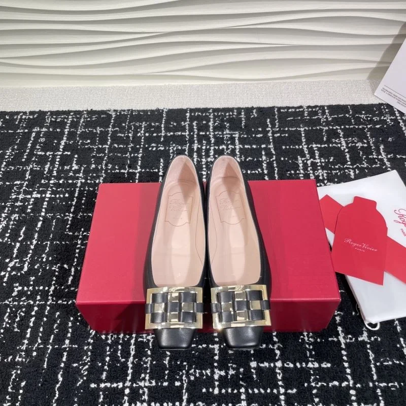 Breathable Roger Vivier Shoes 9015