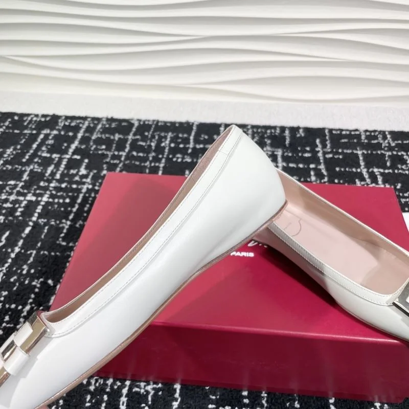Snug Roger Vivier Shoes 8967