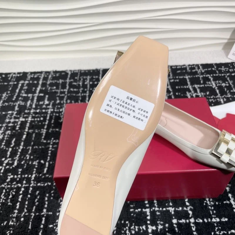 Snug Roger Vivier Shoes 8967