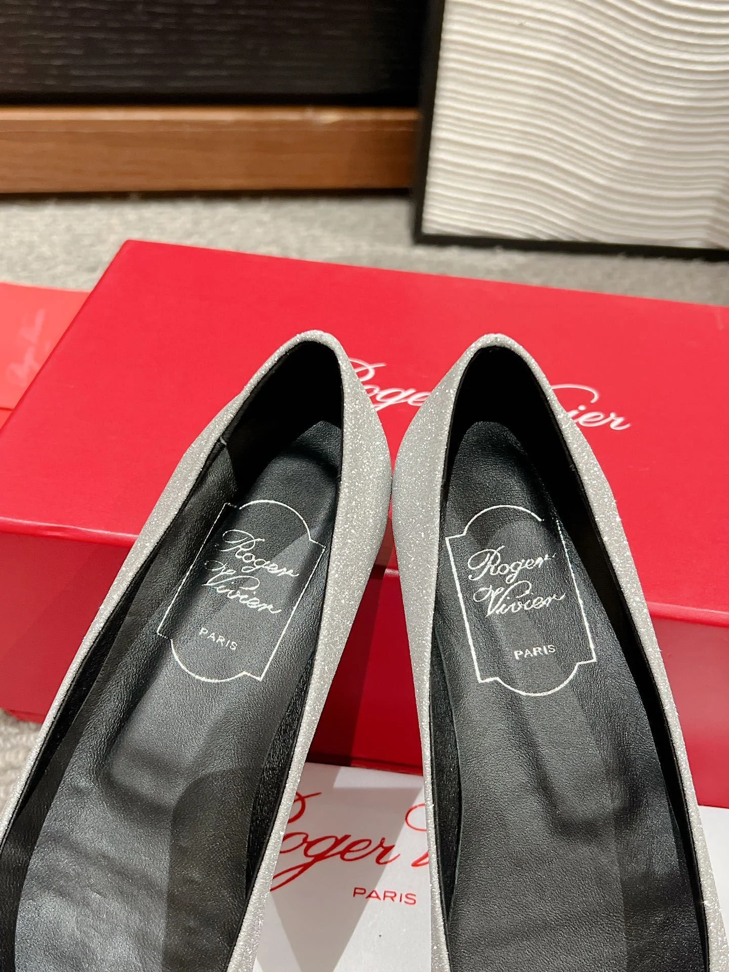 Durable Roger Vivier Shoes 5837