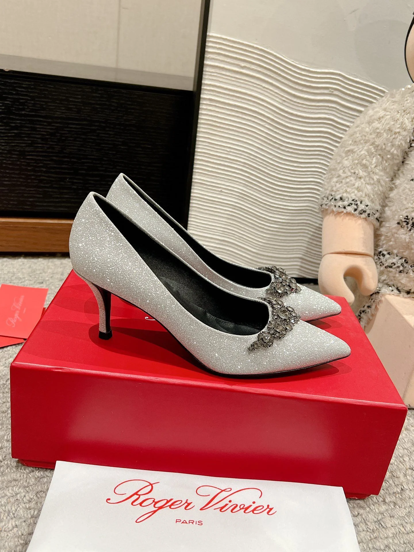 Unisex Roger Vivier Shoes 5826